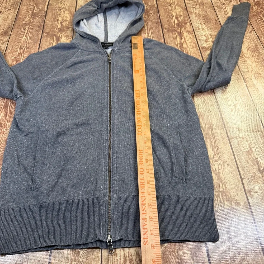 Banana Republic item good